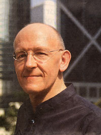 Goodreads profile picture for @guardian