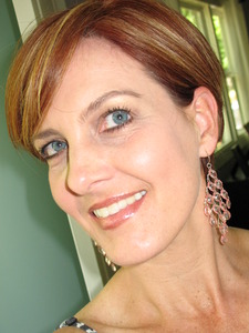Angela Wynne
