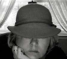 Vicki Hinze