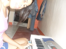 Joey alabanza