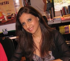 Flávia Côrtes