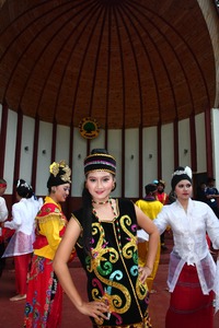 Sari Syahrial