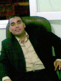 عاطف الأصفر