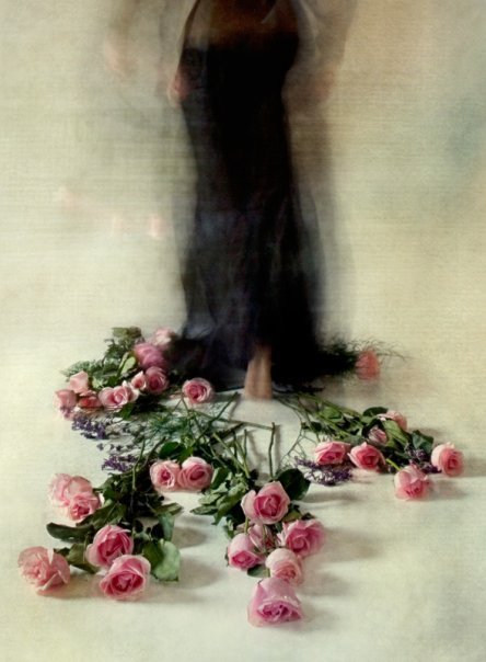 Goodreads profile picture for @MOURA