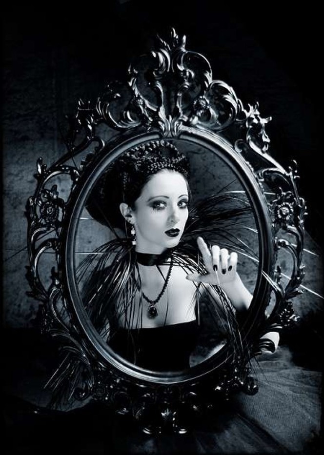 Goodreads profile picture for @creepy