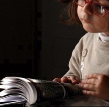 رقيقة كالقمر