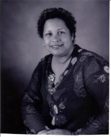 Zandra Everett