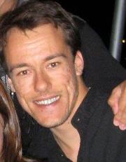 André