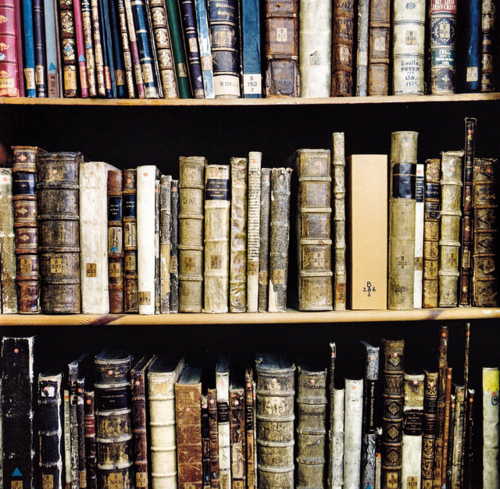 Goodreads profile picture for @cosmology