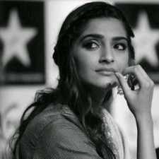 وَنين الصَّمتْ