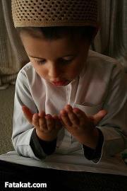 معتزة بلغتى