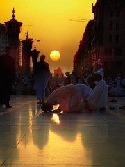 Nabil E.