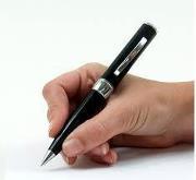 الأستاذ حسن