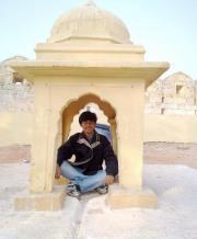 V-raunak