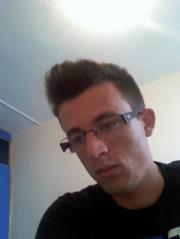 Arjan Desku