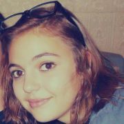 Ники Николова