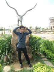 កូនខ្មែរ ស្រលាញ់ខ្មែរ