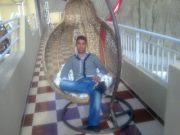 اسعد الناس