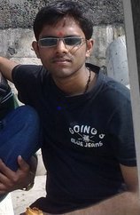 Vivek Shukla