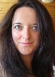 Angela Heiss