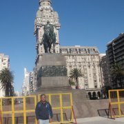 ايمن العواجي