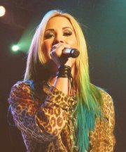 'Λατρευω Ντεμυ