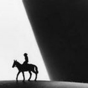 Wenwu Zhang
