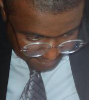 Dialhaq Larial