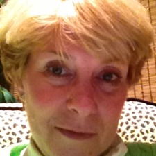 Lynn Simon