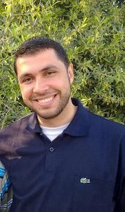 زاهر أبو عمر