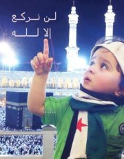 سأعيش حرآحرا