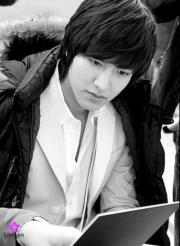 Ri sung Emy