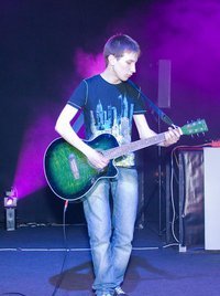 Игорь Надозирный