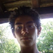 Роберт Иванов