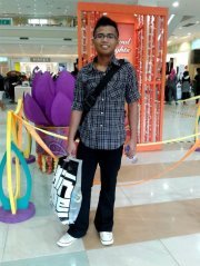 Apex Zulfikri lau