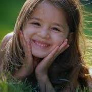 فتاة الفيروز