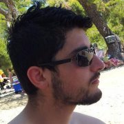 Nikos Tzavellas