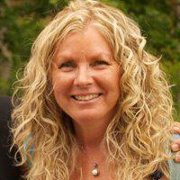 Joanne Freer