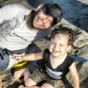 لؤى طارق النواوى