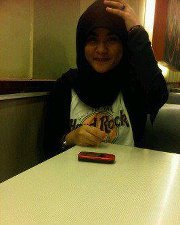 Amelia Cassandra chatab