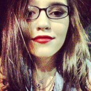 Victoria Robles
