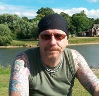 Simon Scott