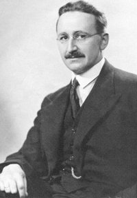 Hayek Col