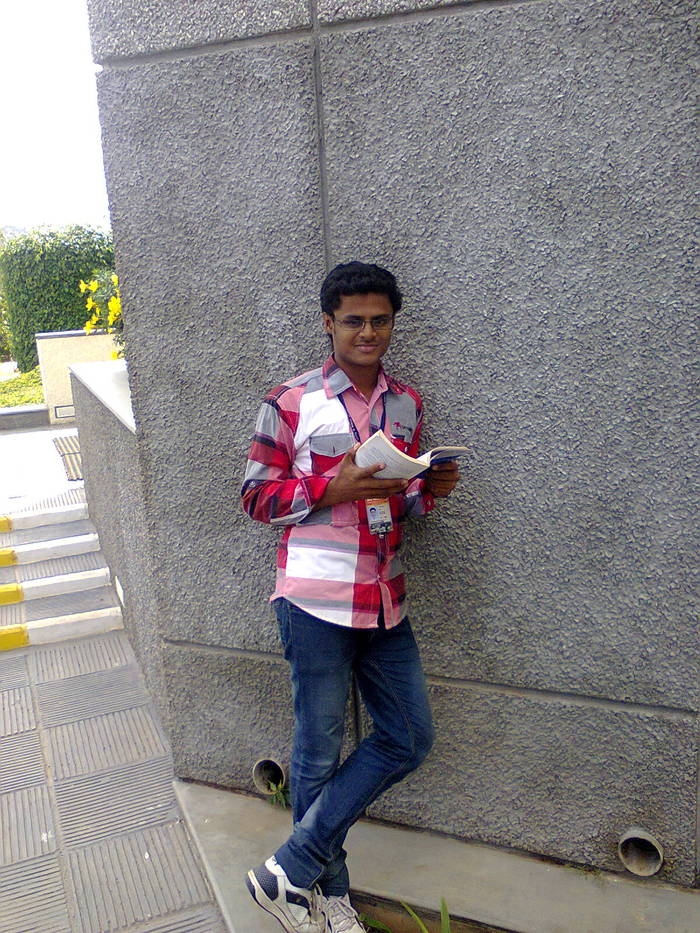 Goodreads profile picture for @mohamd