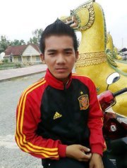Bong Hout
