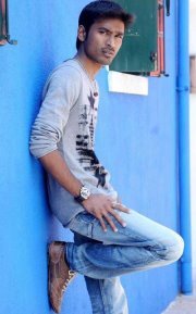 Vicky Vignesh