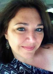 Shelly Davis