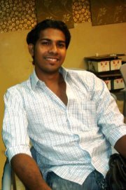 இளந்தமிழன் தமிழன்