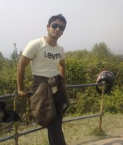 プラカシュ スレスタ