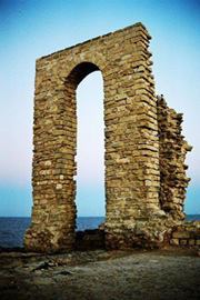 إلياس العقربي